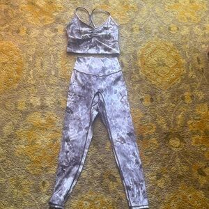 Gymshark Gray Tie-Dye Workout Set